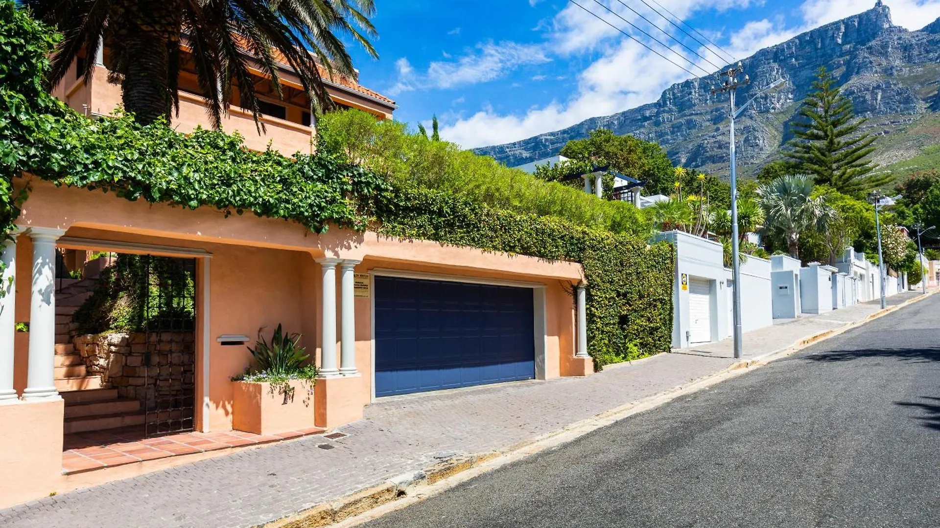 Guest house Kensington Views Hotel Cape Town